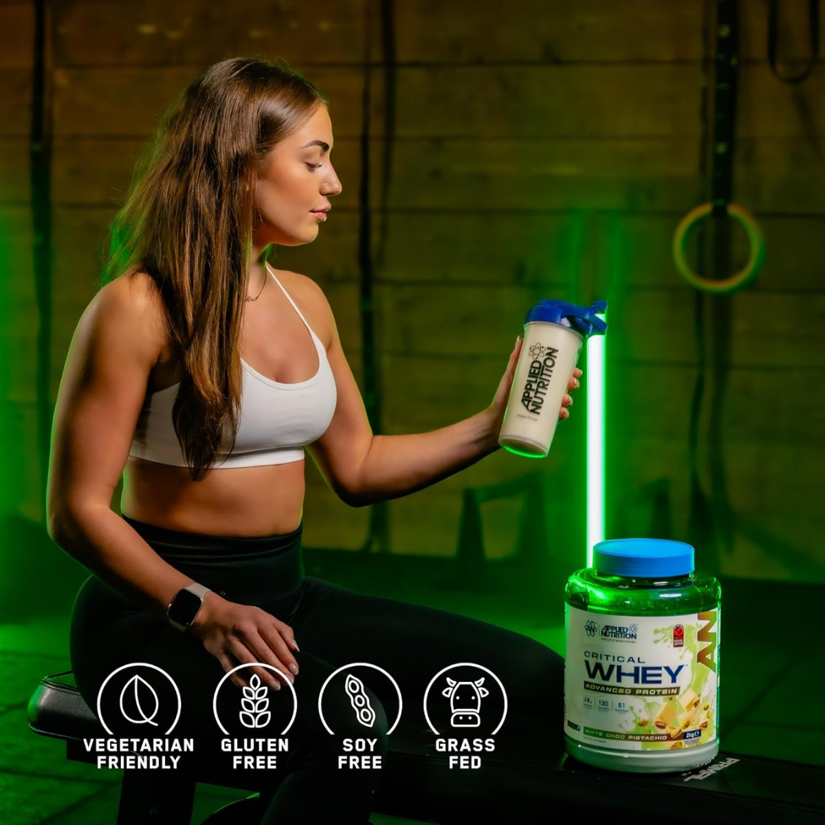 Applied Nutrition, Critical Whey Protein, Triple Blend Whey for Muscle Growth and Recovery After Training, 25-67ser - Ultimate Sup Singapore